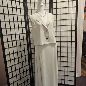 Chic Cream Women's Skirt Set Size L